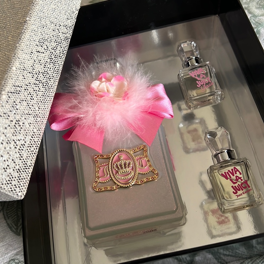 SOLD!!! 💖👑Limited edition JUICY COUTURE GLACÉ 3 piece set👑💖